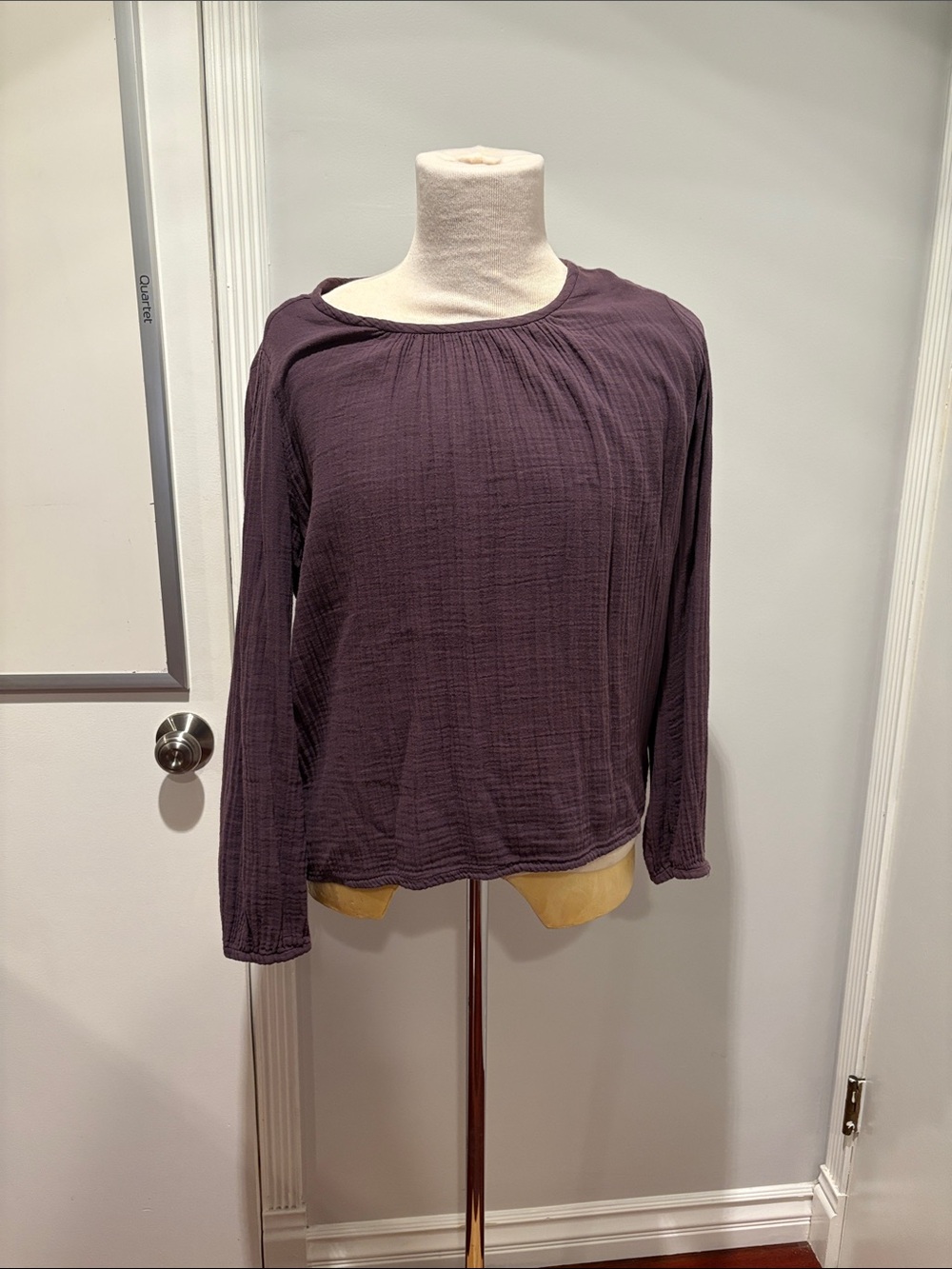 Xirena Women’s 100% Cotton Plum Purple Medium Long Sleeve Gauze Quiet Luxury